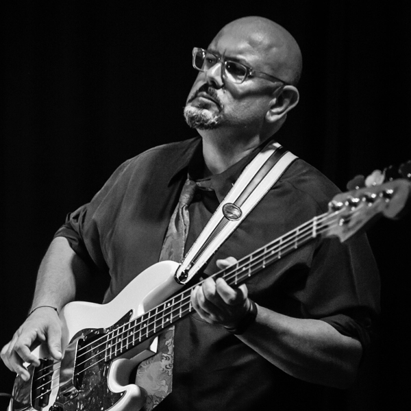 Noël bassiste de The Big Tang Theory